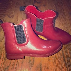 Red Chelsea Rainboots